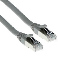 Grijze 1 meter SFTP CAT6A patchkabel snagless met RJ45 connector